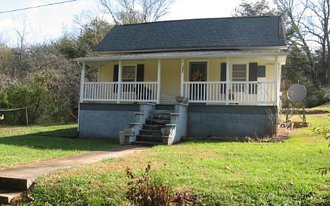 2nd image of 387 Isabella Ave