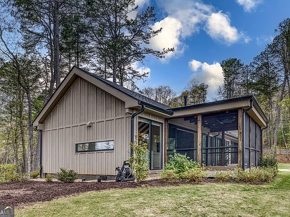5th image of 133 Oasis Ridge Rd