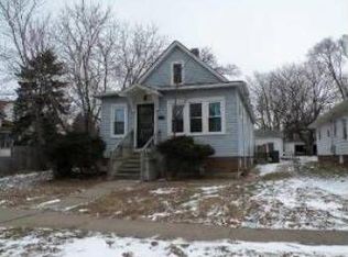 1613 Lincoln St, North Chicago, IL 60064