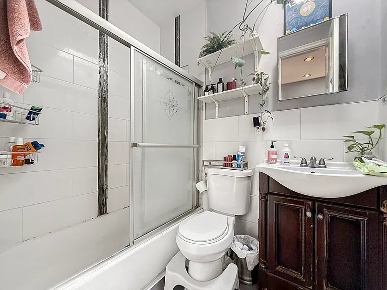 539 Chauncey St #3 — Photo 12