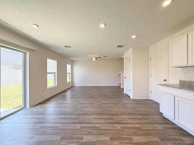 2068 Kentucky Rd — Photo 18
