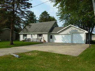 11550 Edgemere Ter, Roscoe, IL 61073