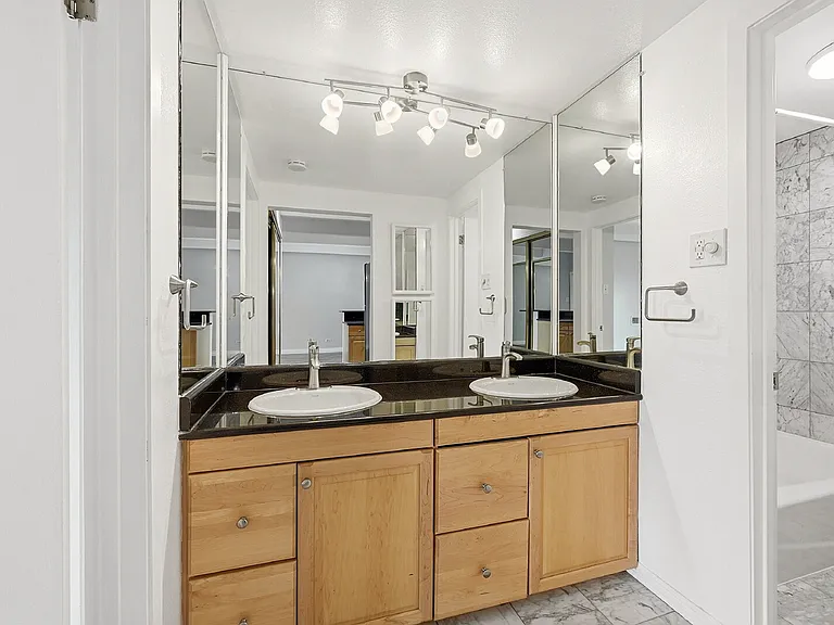 1888 S Jackson St #903 — Photo 19