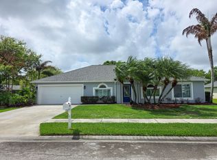 5230 Compass Pointe Cir, Vero Beach, FL 32966