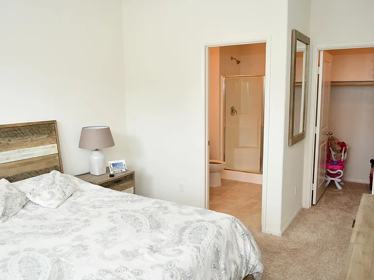 460 Prosperity Dr — Photo 6