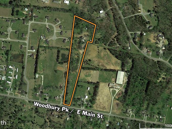 2nd image of 3805 Woodbury Pike