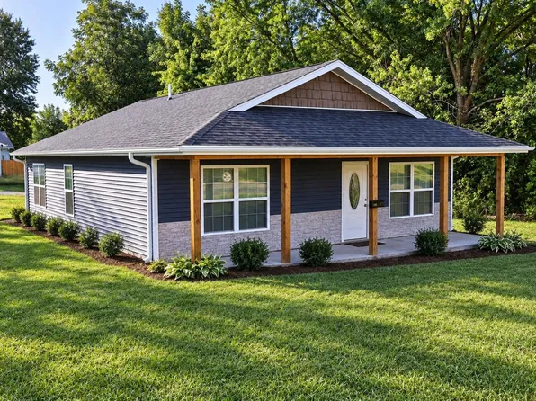102 W Library St, Huntsville, MO 65259