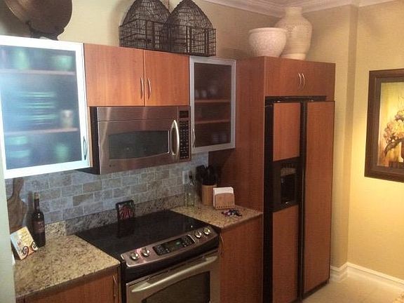 5th image of 806 E Windward Way Ph 2