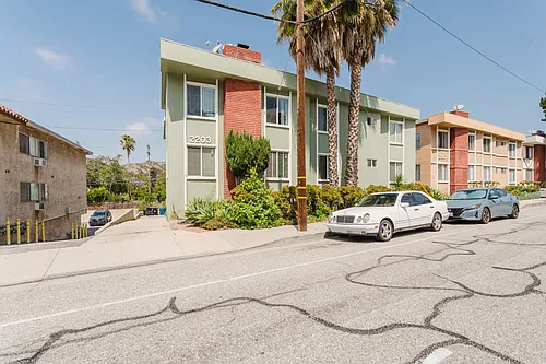2203 N Verdugo Rd Photo 1