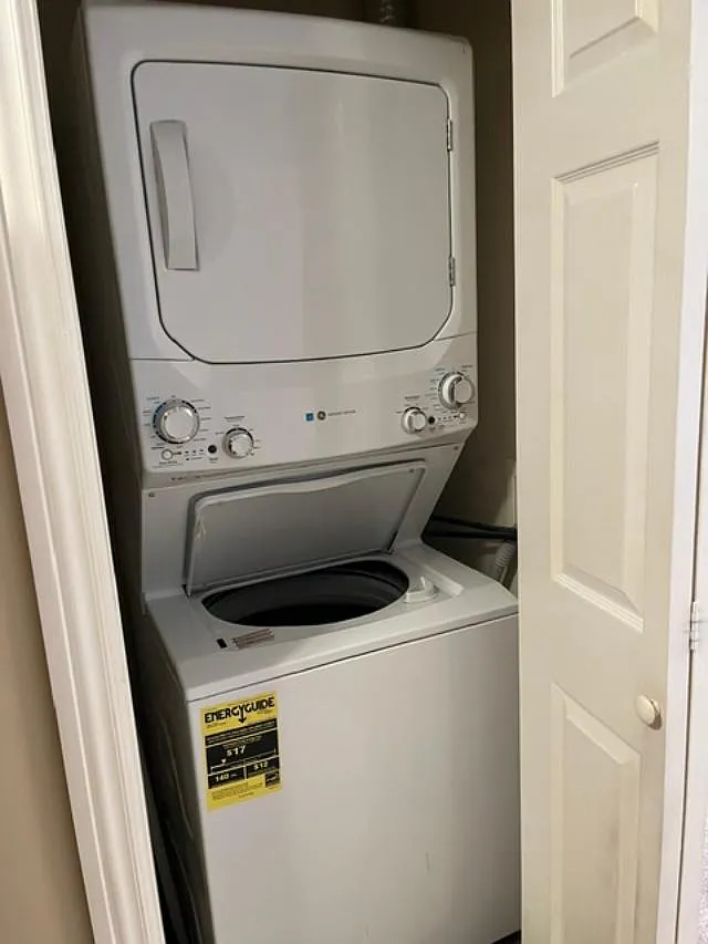 2 bed, 1100 sqft, $3,700 — Photo 1