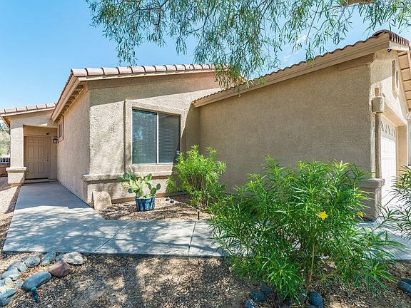 2nd image of 5562 W Crimson Bluff Dr