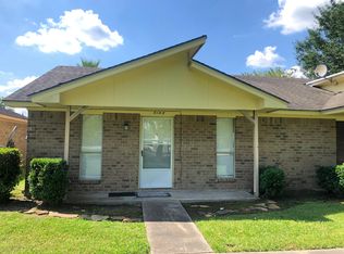 6155 Bedford Dr, Beaumont, TX 77708