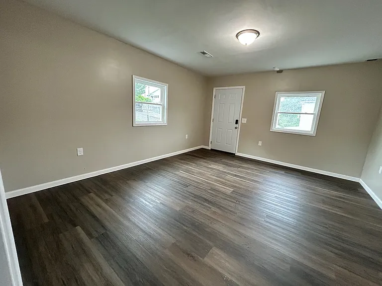 119 Kelly St #1/2 — Photo 10