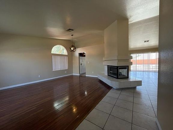 3rd image of 925 Alta Oaks Dr #0