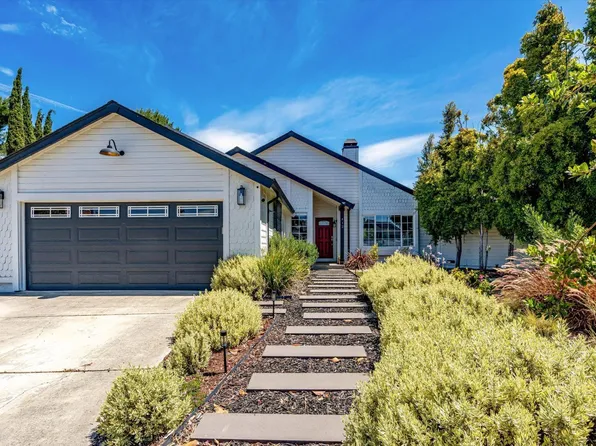 412 Arrowhead Court, Vallejo, CA 94589