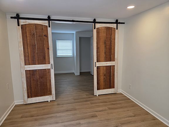 5th image of 1734 W Robinhood Dr Unit B