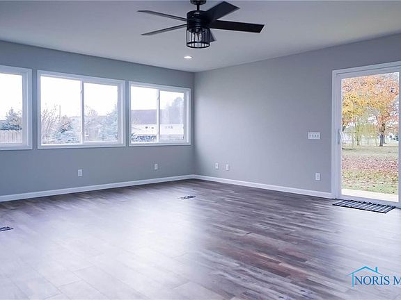 2nd image of 129 Westland Dr
