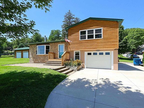 4th image of 1128 N Cody Rd