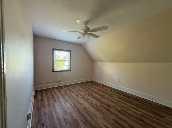 347 Avenue C image 11 of 12