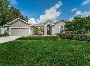 1820 Riveredge Dr, Tarpon Springs, FL 34689