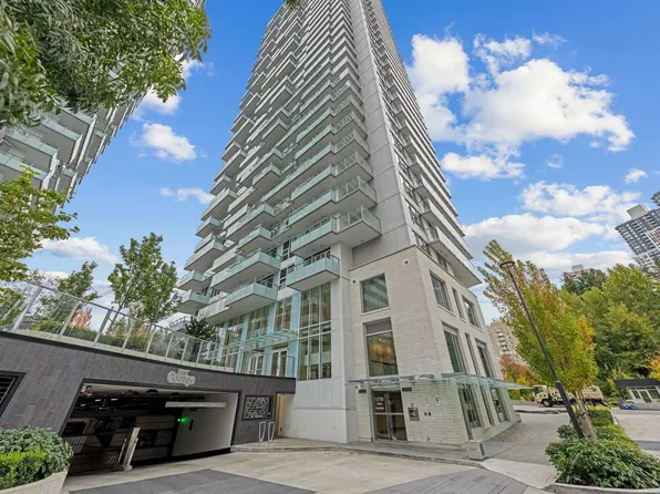 13768 100th Ave #910, Surrey, BC V3T 0V2