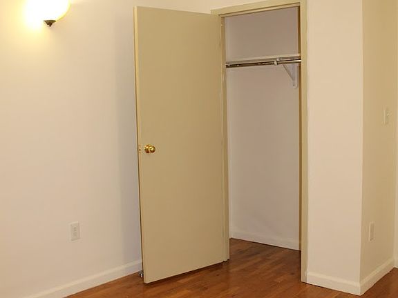 5th image of 12 Brooklyn Ave #A