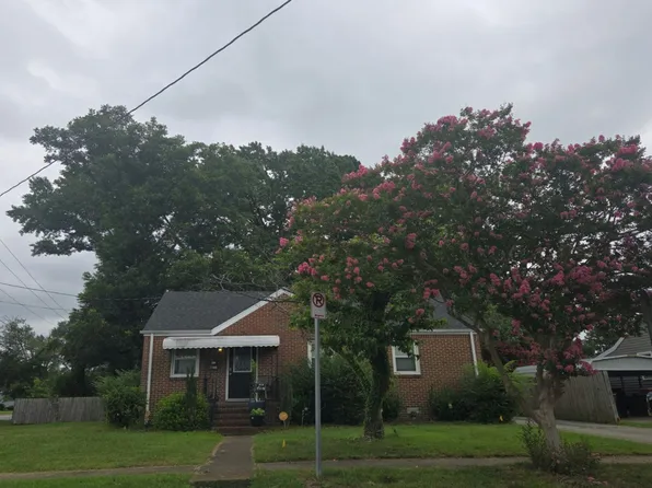 6812 Glenoak Dr, Norfolk, VA 23513