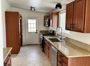 3700 Eastgate Rd, Palm Springs, CA 92262