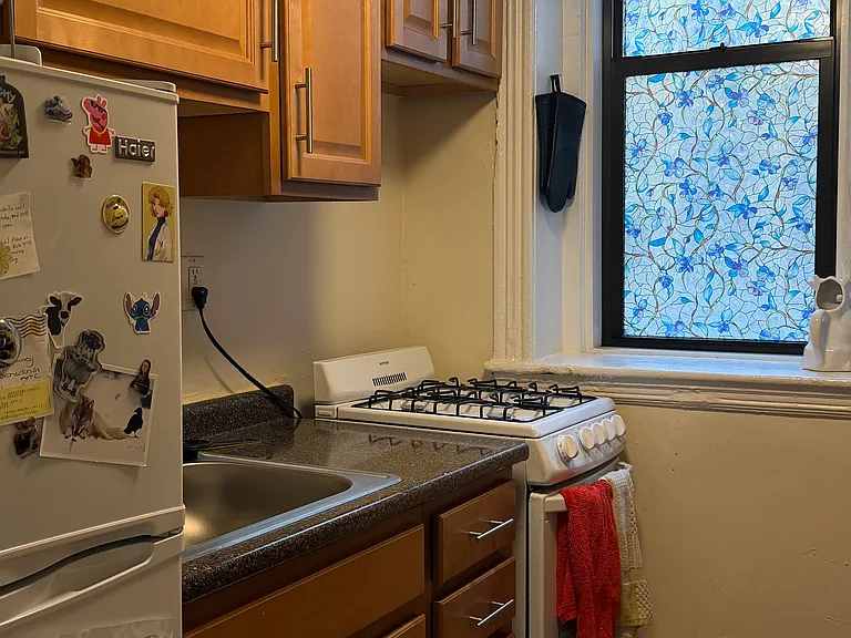 1155 Commonwealth Ave #C — Photo 7