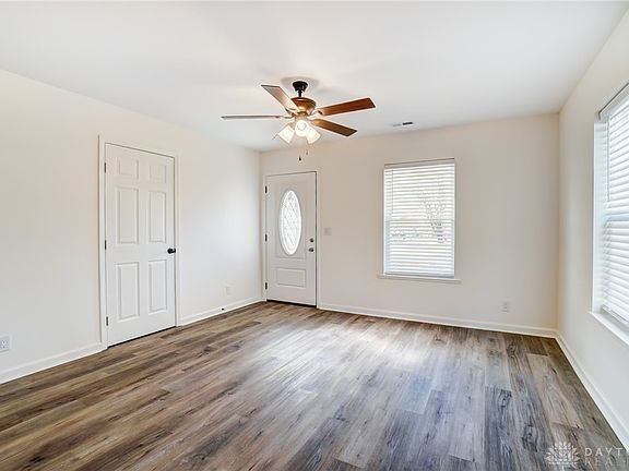 2nd image of 4080 Fleetwood Dr