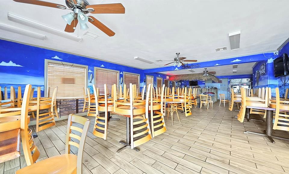 1st image of 1001 Henderson Ave
