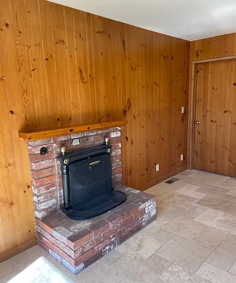 6525 Brookdale Dr — Photo 9