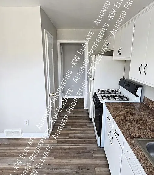 17802 Lake Shore Blvd #6 — Photo 9