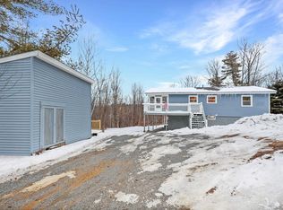 382 N Barnstead Rd, Center Barnstead, NH 03225