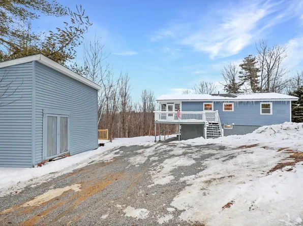 382 N Barnstead Road, Barnstead, NH 03225