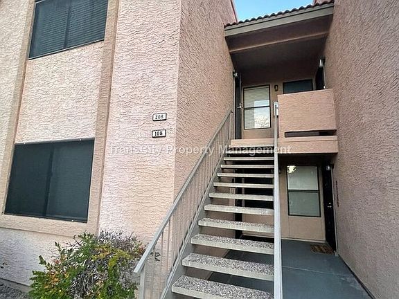 3rd image of 208 N 74th St