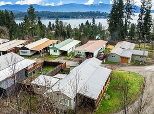 302 School Rd #11, Hope, ID 83836