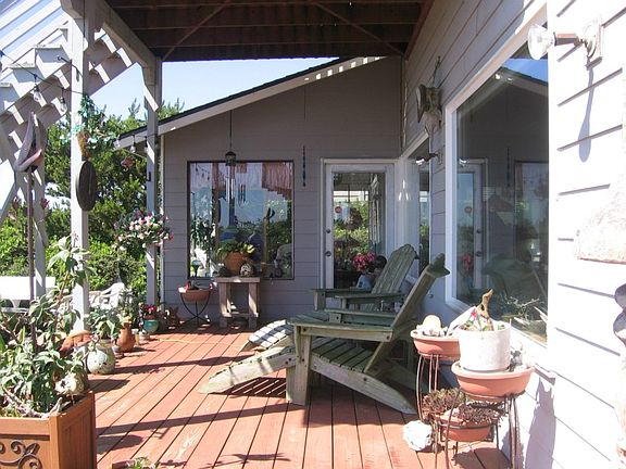 4th image of 28 Haven Ln