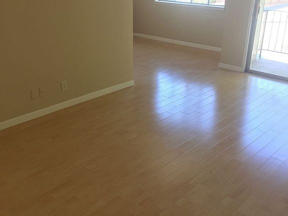 2nd image of 642 Kirkland Dr APT 2