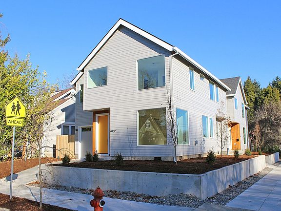 2nd image of 9707 N Smith St
