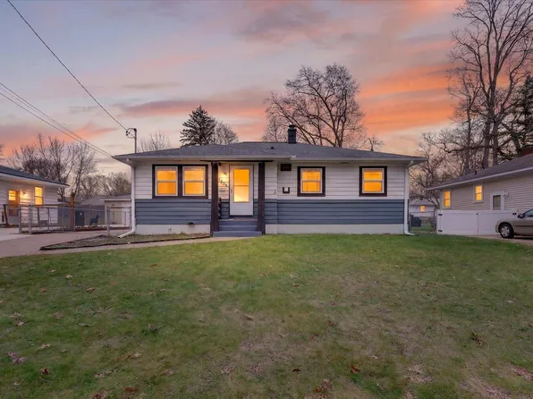 3834 Wyoming Ave SW, Wyoming, MI 49519