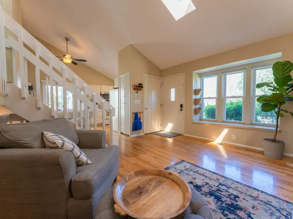 7641 S Steele St, Centennial, CO 80122