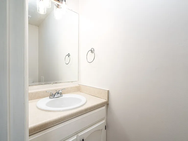 164 Hillside Dr — Photo 15
