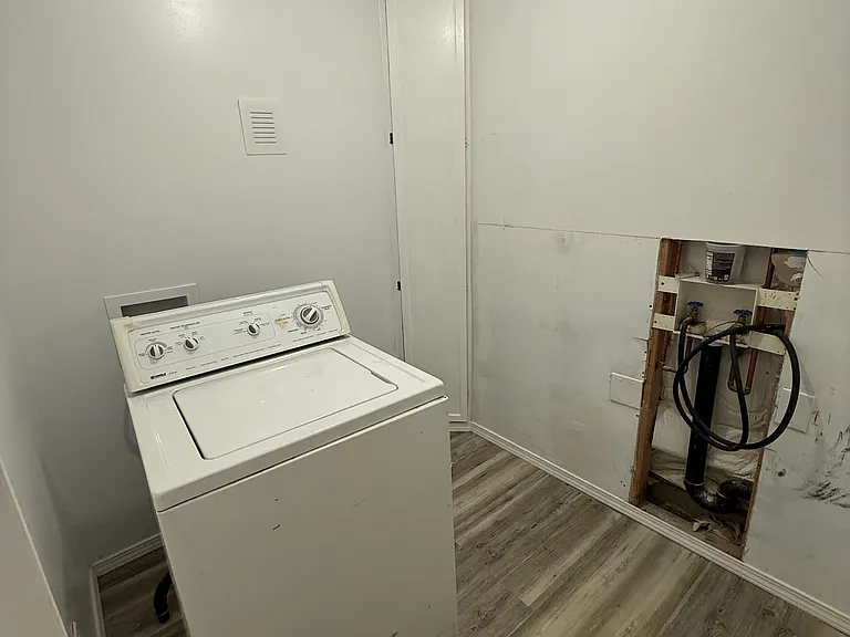 5624 S Yakima St — Photo 2