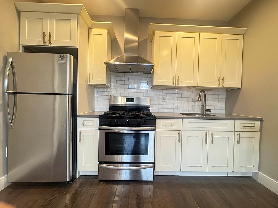 1st image of 30-01 Broadway #3R
