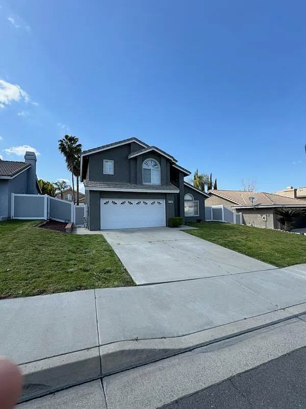 26915 Eagle Run St — Photo 2