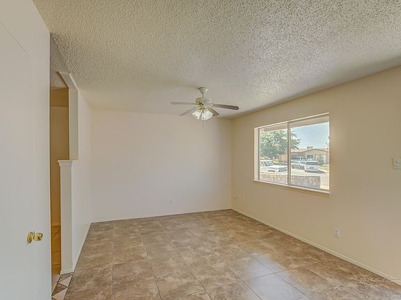 4th image of 1324 Eugene Dr