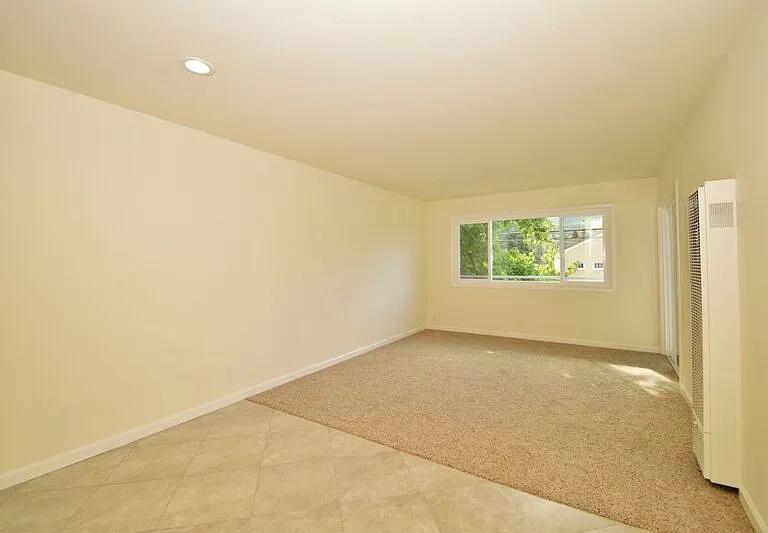 1208 Sir Francis Drake Blvd #6 — Photo 3