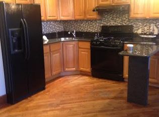 3714 28th Ave, Astoria, NY 11103