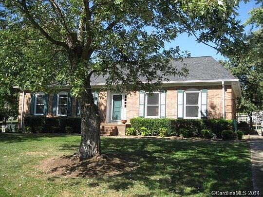 2nd image of 912 Forestbrook Dr